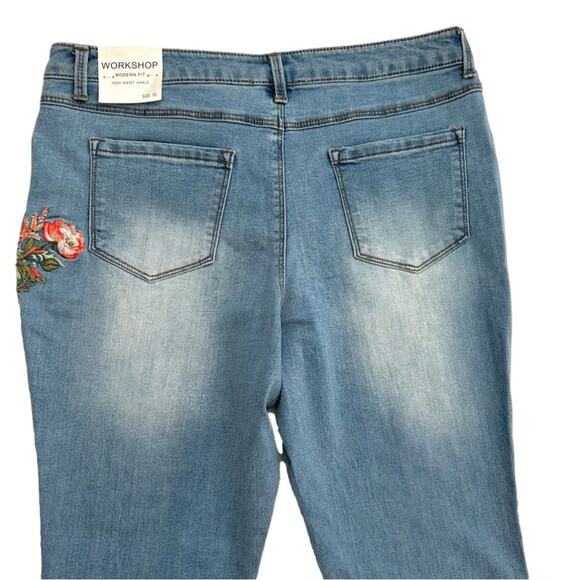 Workshop Jeans Light Wash Floral Embroidered High Rise Ankle Boho Size 10 NEW - Picture 6 of 12